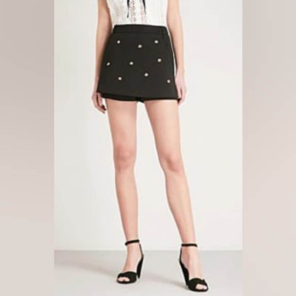 Maje Irina Bee-embellished Crepe Shorts Skirt In Black Small 4